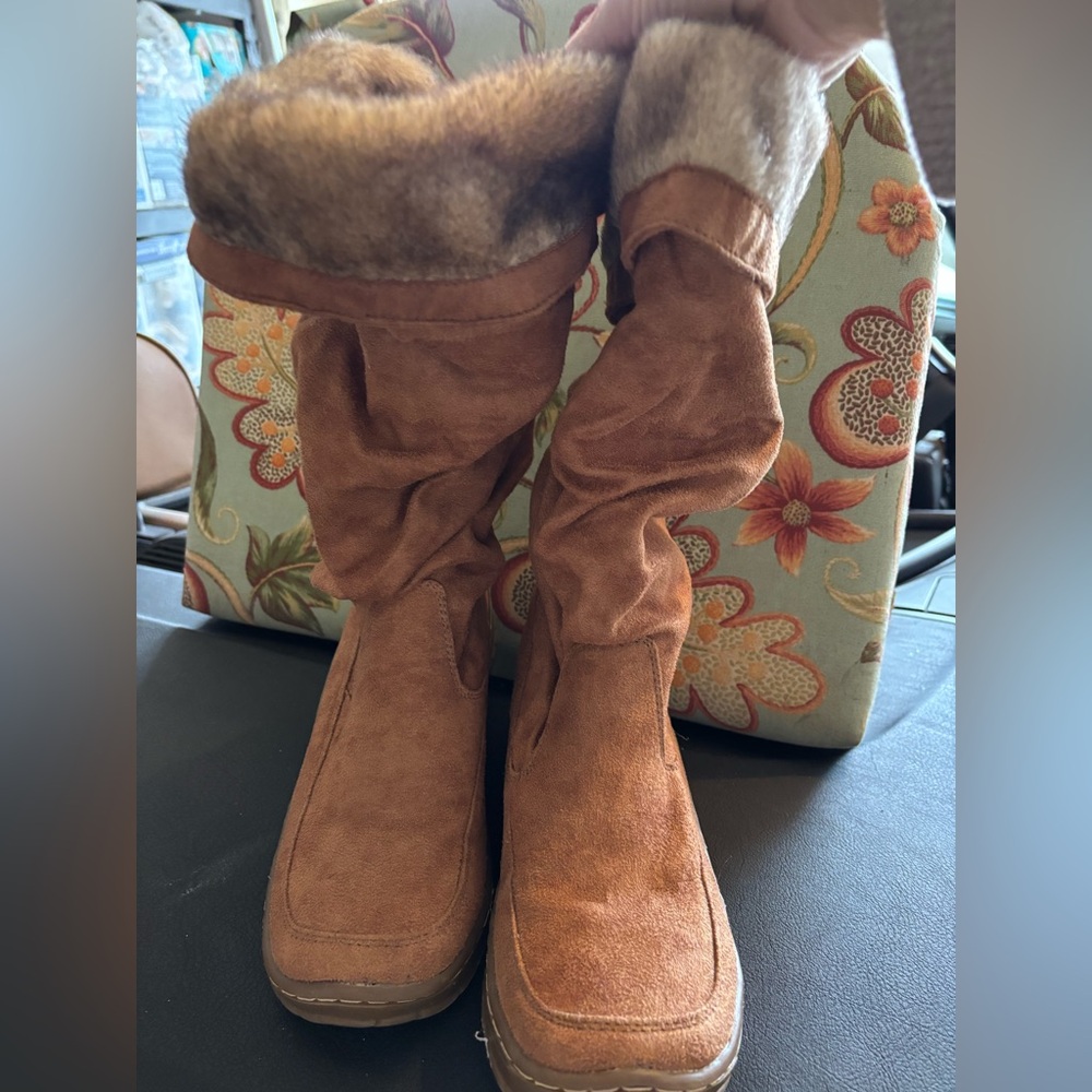 Bjorndal Tan Suede Winter Boots